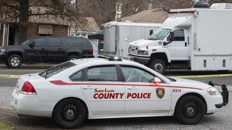 St. Louis police publicly searched for, found no drugs in woman's vagina - lawsuit