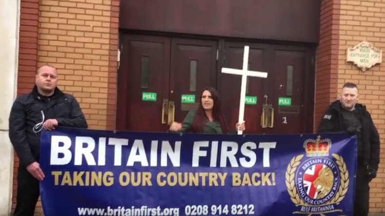 Far-right Britain First stages cringe-worthy picket outside East London Mosque (VIDEO) 