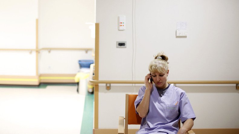Russian debt collectors cut off children’s hospital phone over nurse’s personal loan