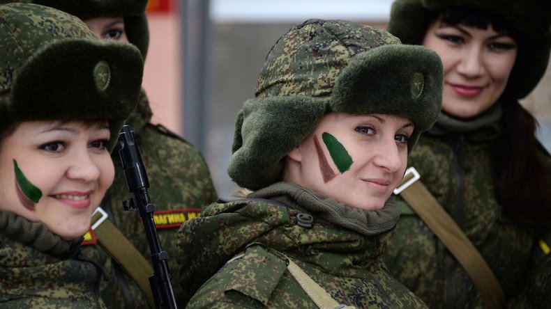 ‘Make-up…military-style’: Russian servicewomen compete in speed and strength (PHOTOS)