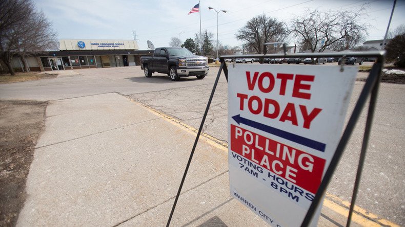 Michigan primary voters unhappy with candidates over Flint water crisis, criminal justice reform