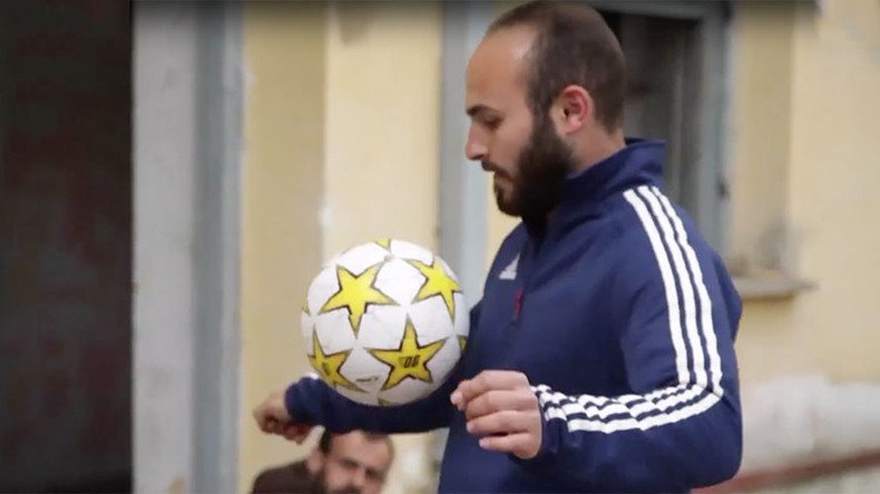 Syrian refugee footballer dreams of playing for Barcelona (VIDEO)