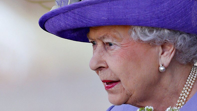 Queen dragged into Brexit battle over alleged pro-leave stance 