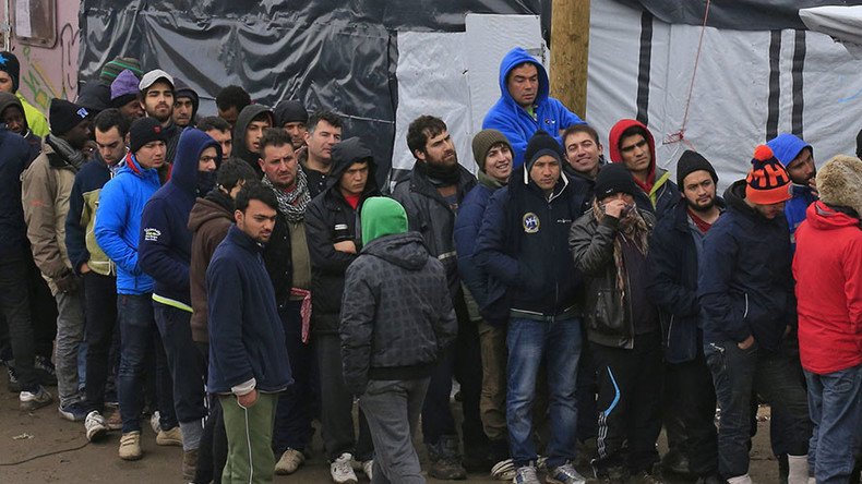 Failed attempts to enter UK illegally triple in a year amid refugee crisis