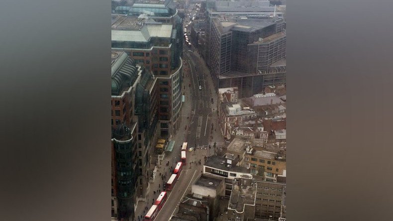 ‘Deliveroo' bag sparks London bomb scare