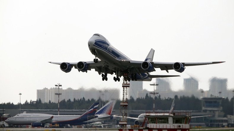 Russian air travel up first time since September