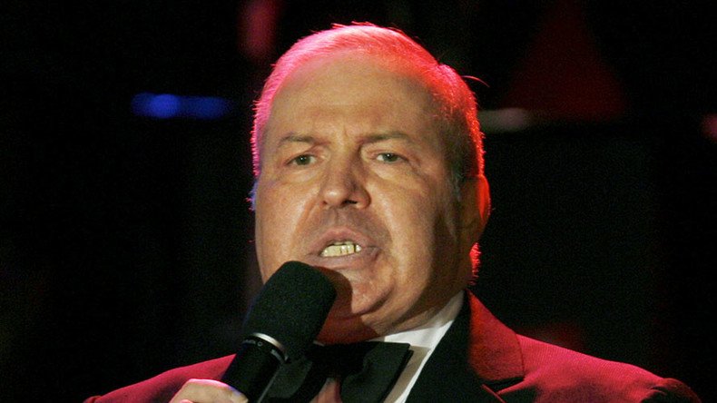 Frank Sinatra Jr, 72, dies suddenly on tour