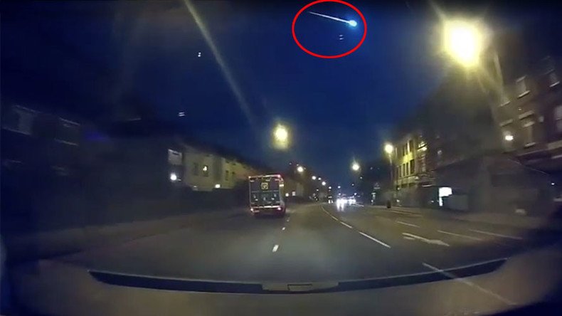 Meteor lights-up the skies over the UK green on St Patrick’s Day (VIDEO) 