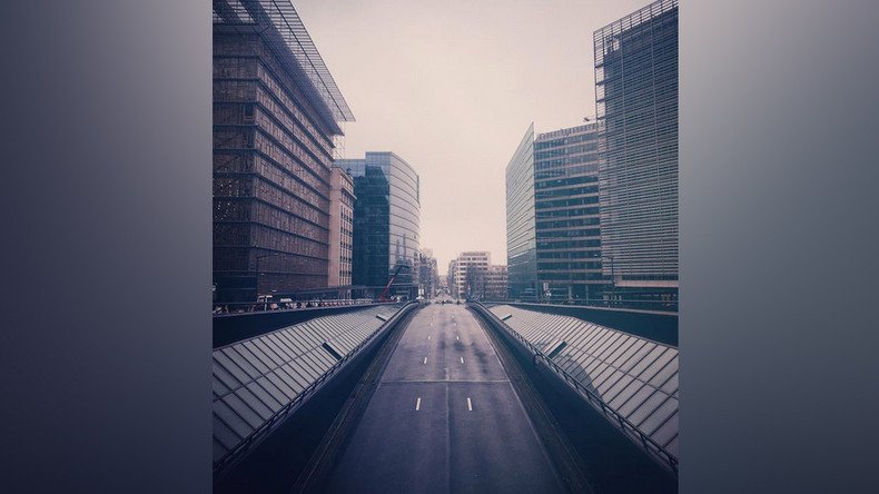 Brussels resembles post-apocalyptic ghost town as people stay off streets (PHOTOS)