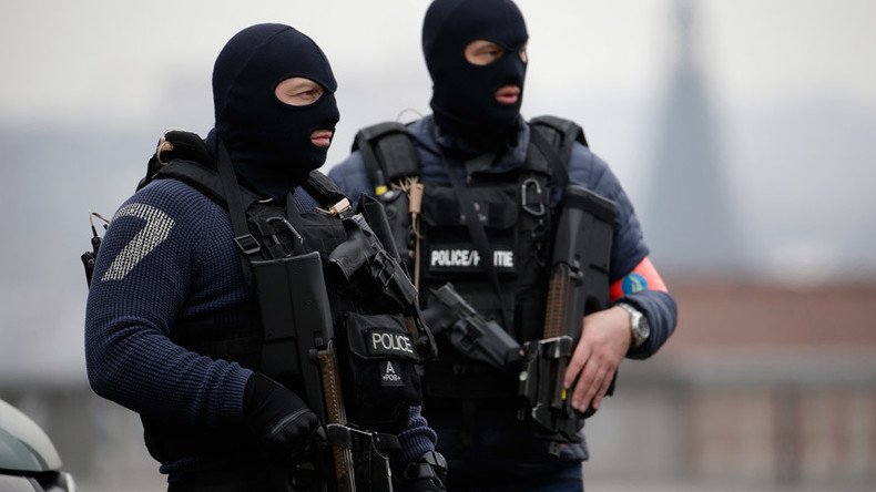 Terror suspect carrying suitcase of explosives arrested in Brussels operation