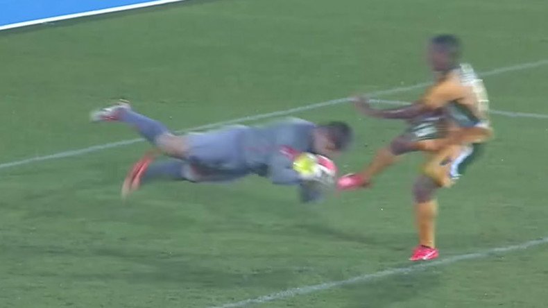 South African stopper proves goalies are crazy (VIDEO)