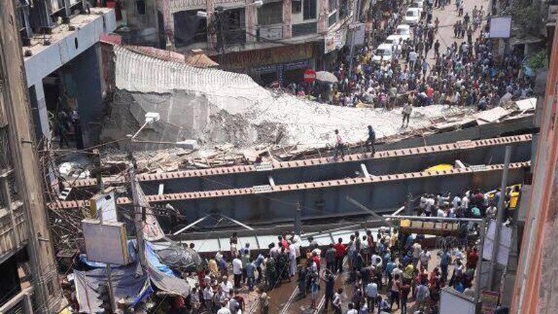 17 killed as under-construction bridge collapses in Kolkata, India (VIDEOS, PHOTOS)