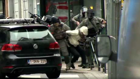 Anti-terror raid to capture Paris attack suspect Abdeslam caught on VIDEO
