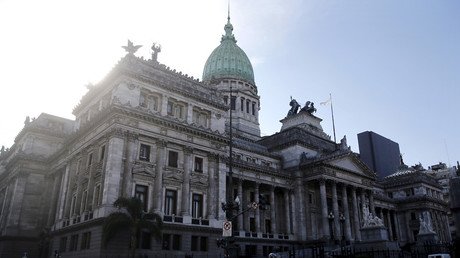 Argentina approves deal to end debt standoff with creditors