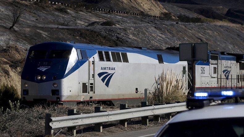 2 killed in Amtrak train crash near Philadelphia, service suspended