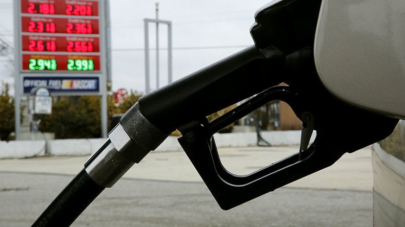 Falling US demand pushes oil price to month low