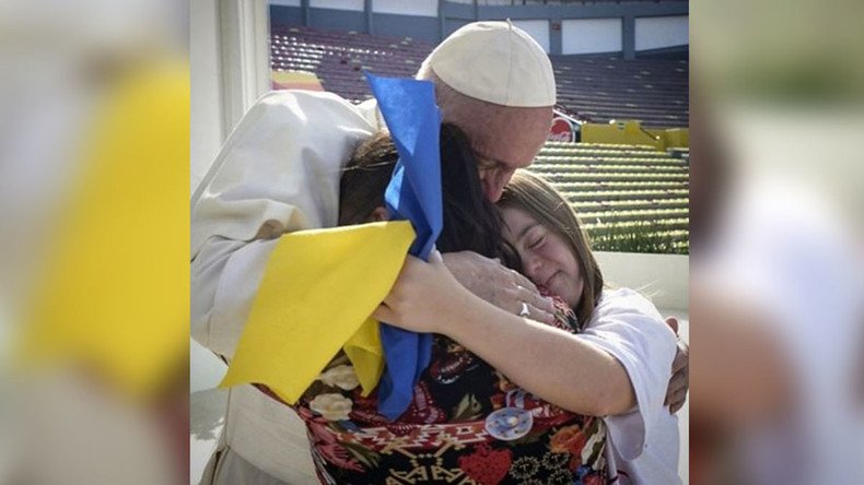 'Glory to Ukraine?' Major gaffe as Ukrainians confuse Down syndrome ribbon with national flag