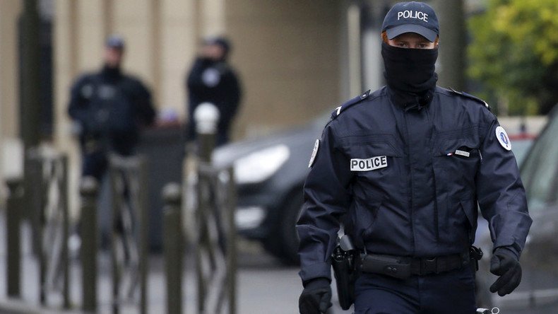 Man fires shots from Paris apartment, street put on lockdown