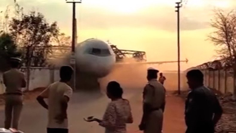 Crane crash: Air India plane smashes during airport maneuver (VIDEOS, PHOTOS)