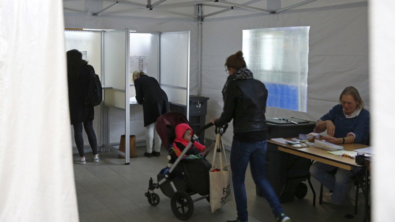 61% of Dutch voters reject association with Ukraine – final referendum results