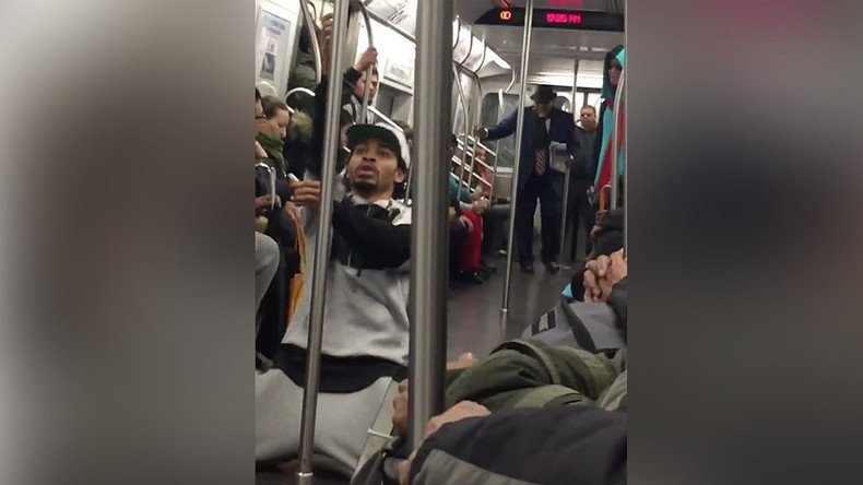 Businessman challenges street performer in NYC subway dance-off (VIDEO)