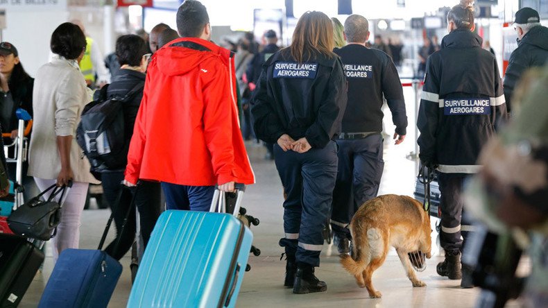 EU approves anti-terror plan to collect airline data of passengers travelling in, out of bloc
