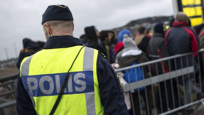 60 people brawl at Swedish refugee center, staff flee
