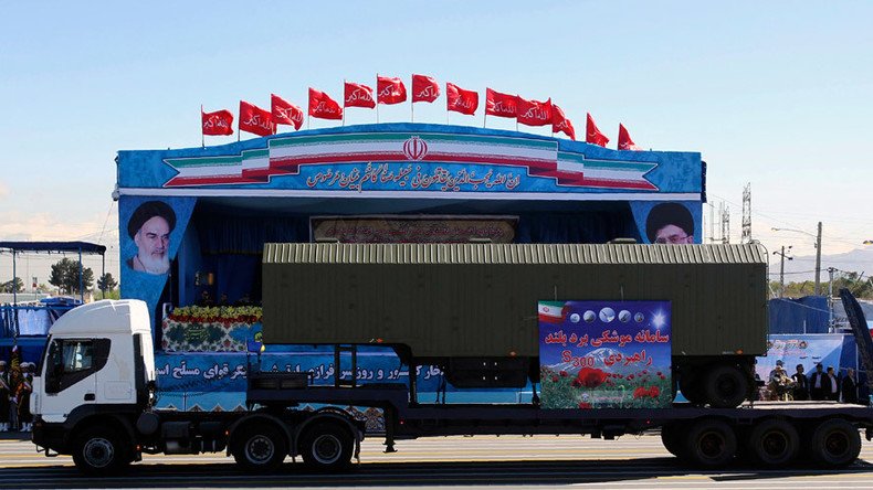 Iran shows off Russian S-300 SAM missile at army parade