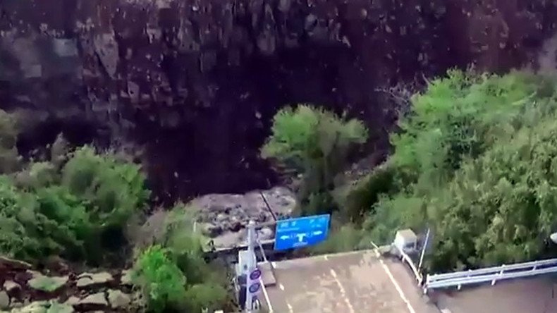 Troubled waters & no bridge: Drone shoots gaping chasm after Kumamoto quake (VIDEO)