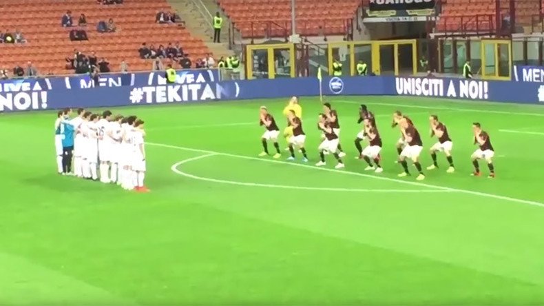 Bizarre ‘AC Milan haka’ causes ridicule (VIDEO) 