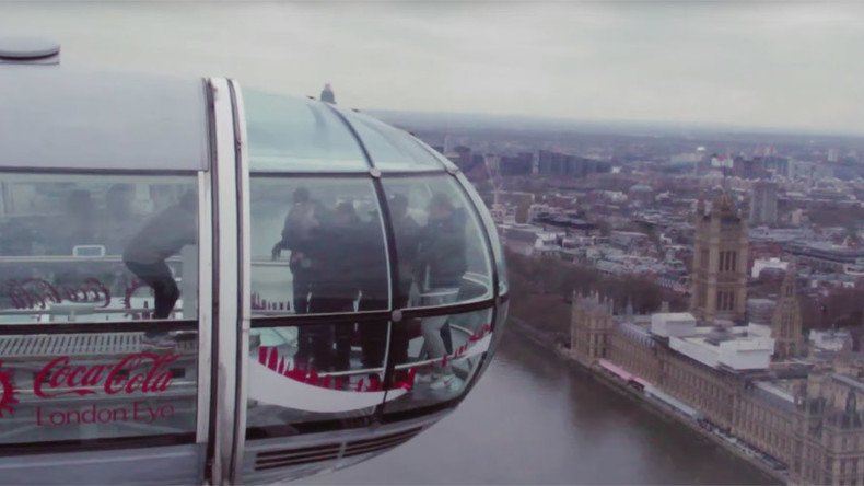 Talk about getting high! Cannabis activists ‘hot-box’ a pod on the London Eye (VIDEO)