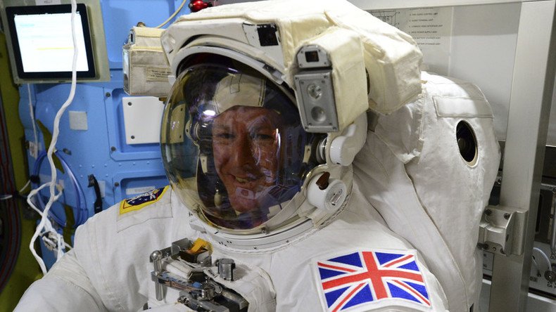 Astronaut Peake to battle cosmic chaffing for 4h, running ‘alongside’ London marathon on ISS (VIDEO)