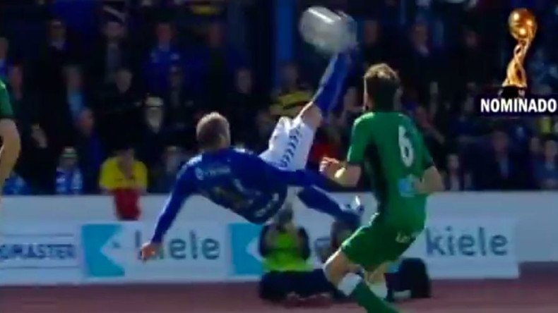 Spanish player scores outrageous 30-yard overhead kick (VIDEO)