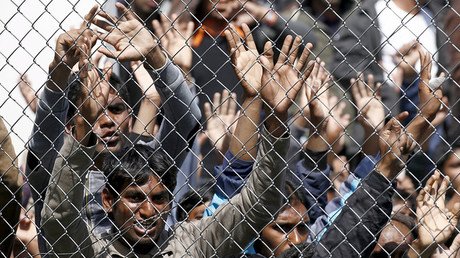 'Perilous Turkish-Syrian border forcing refugees into hands of smugglers'