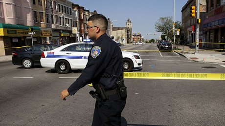 Baltimore police shoot 13yo who had replica gun