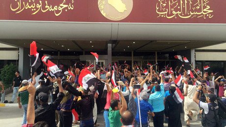 Anti-corruption protesters storm Baghdad’s Green Zone, enter parliament 