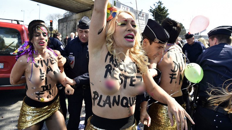 FEMEN activists arrested in Paris after topless protest against National Front (VIDEO)