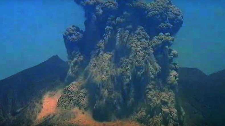 ‘Silent’ volcano spectacularly awakens after Japanese earthquake, blasts ash high into air (VIDEO)