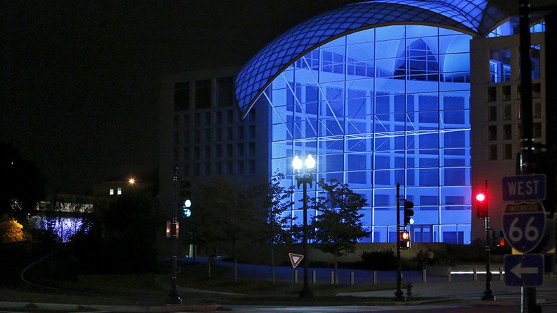 Dust up at Obama dinner afterparty between US journalists (PHOTO)