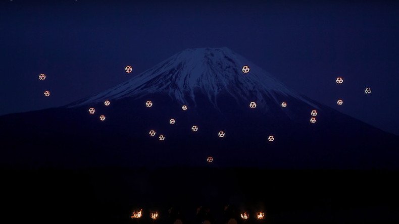 Sky Magic: ‘Dancing’ drones light up Mount Fuji in dazzling musical show (VIDEO)