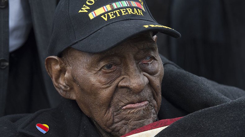 Oldest US WWII veteran dies at 110
