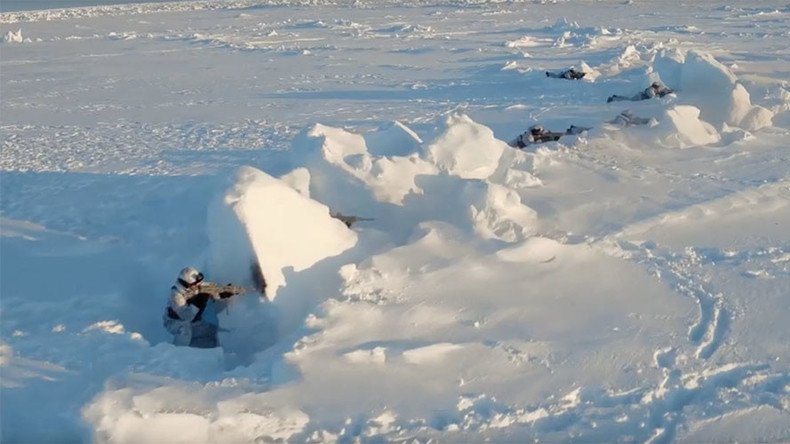 Arctic armed forces: Chechen troops perform military drills in freezing conditions (VIDEO)
