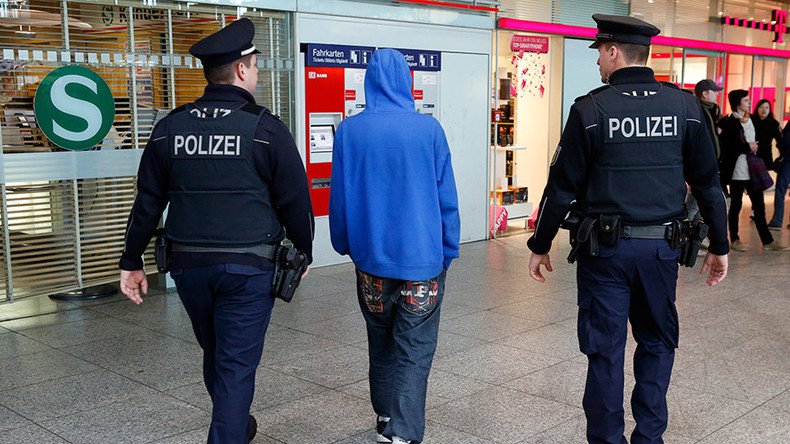 German spies call for right to keep eye on minors ‘probably linked to terrorists’