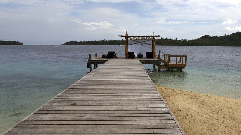 Solomons sinking: Five Pacific reef islands swallowed by rising sea levels