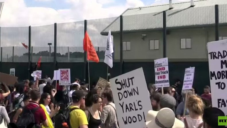 200 migrants detained by UK stage hunger strike & occupation over ‘slave-like’ conditions