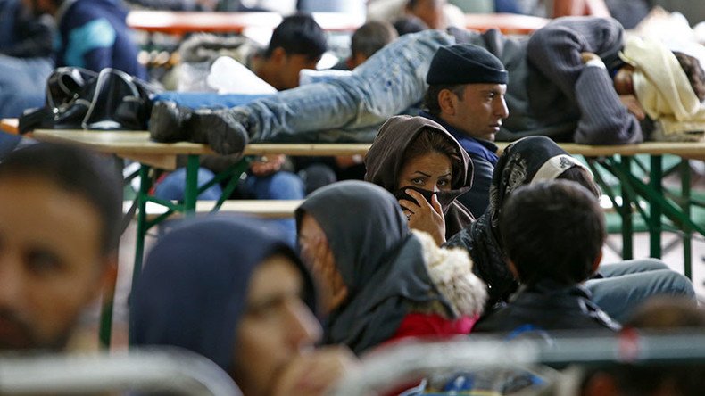 40,000 non-Muslim migrants harassed in German centers over their religion – activists 