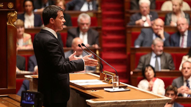 ‘France must move forward’: Govt imposes controversial labor reform by decree, despite opposition