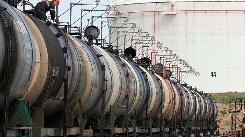 Russia’s oil exports up, but revenues down sharply