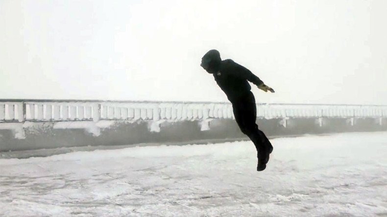 High-fliers: Meteorologists tackle 100mph winds on Mt Washington (VIDEO)