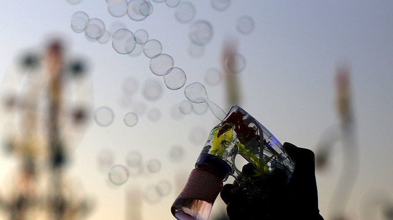 ‘Zero common sense’: 5-yo girl suspended from Colorado school for bringing bubble gun